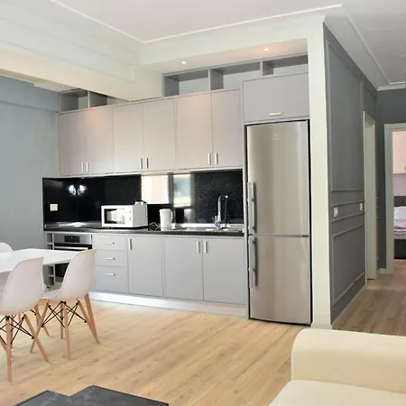 Apartment Tastefully Outfitted In Durres